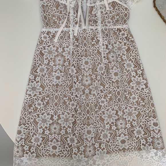 COPY - Lace Dress - Picture 2 of 4